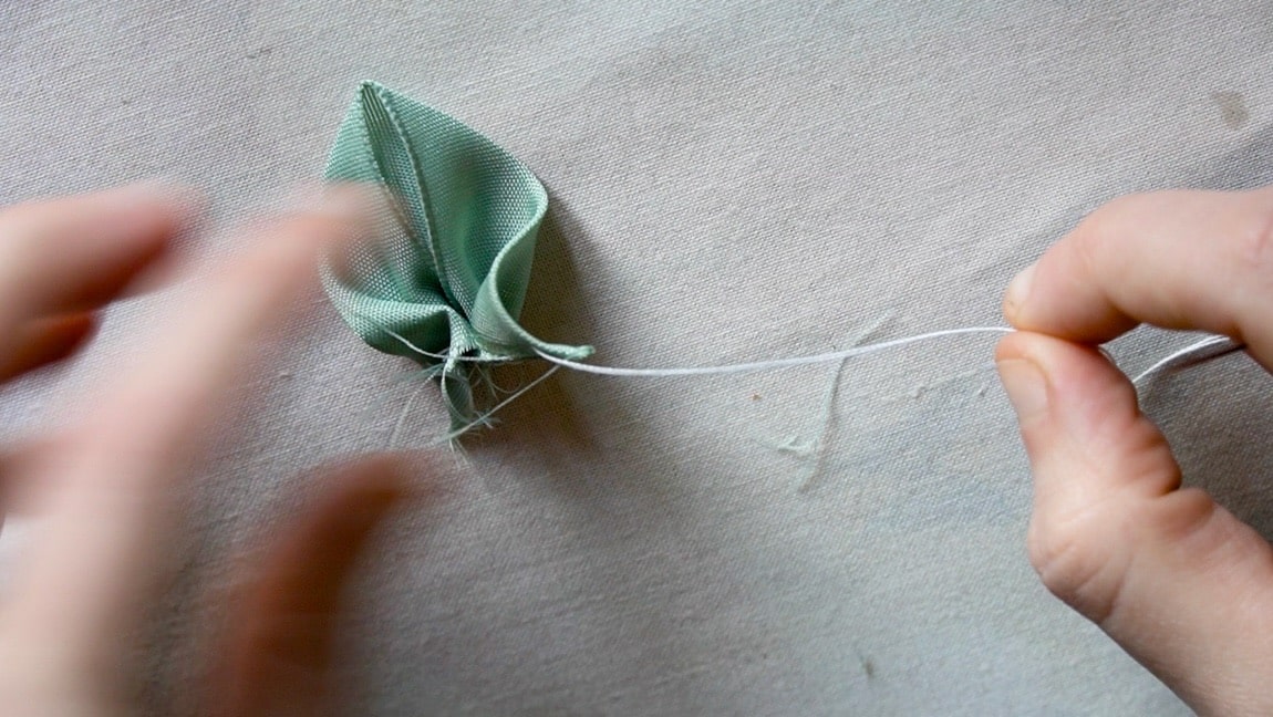 Leaf Ribbon Tutorial Tutorial: Ribbon Leaves for flowers - Fabricated Closet
