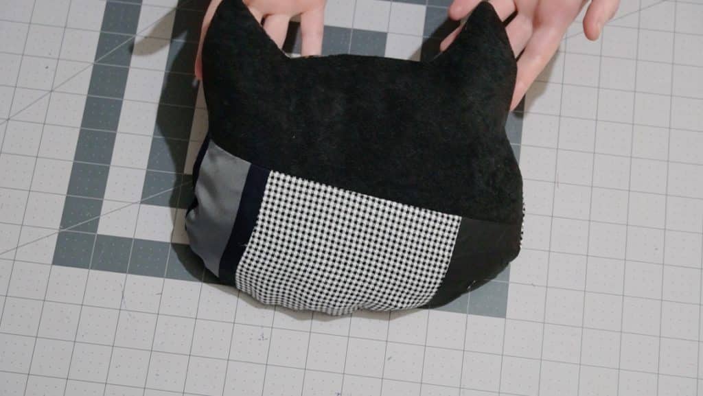 finished cat pillow