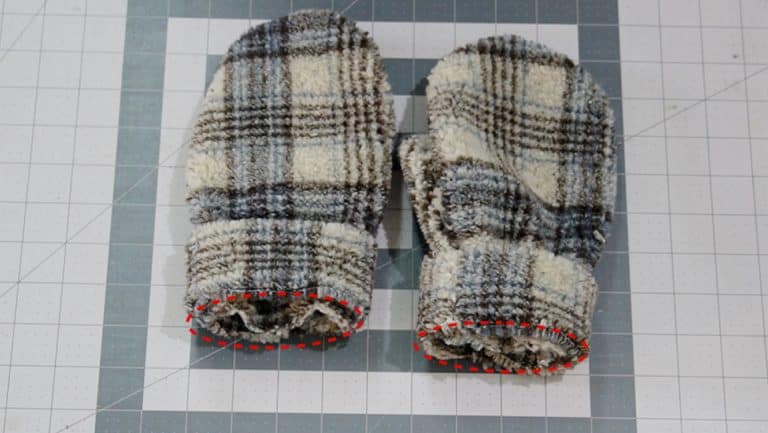 Tutorial: How to Make Fleece Mittens - Fabricated Closet