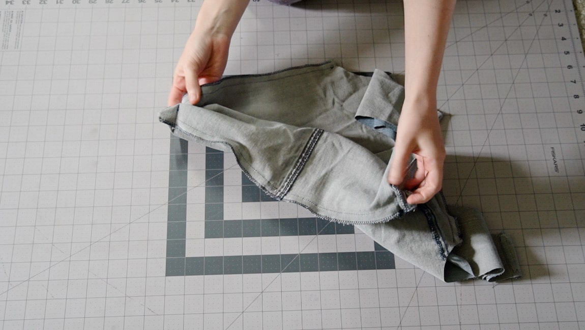 sew triangles at base of bag