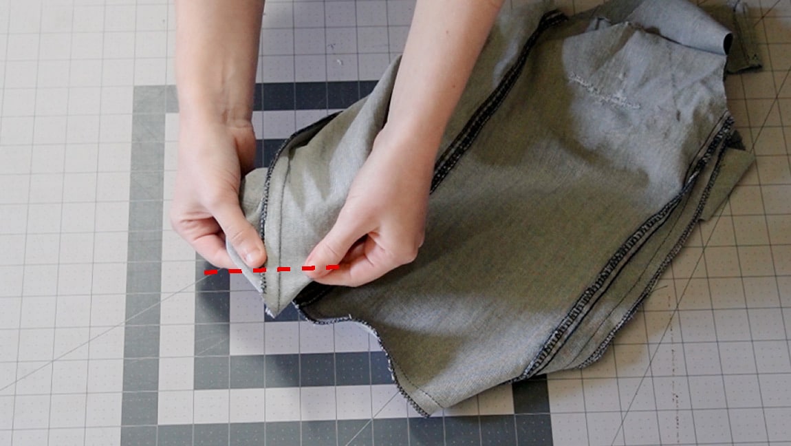 sew triangles at base of bag