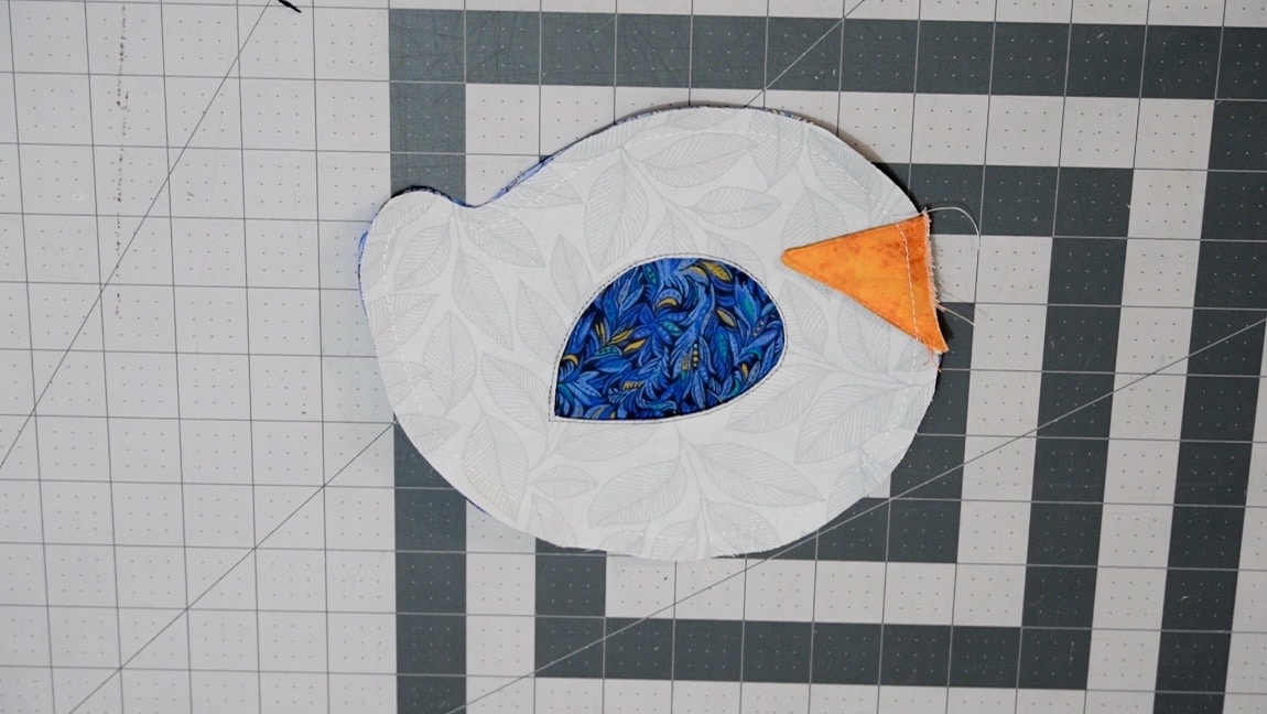 baste beak to bird