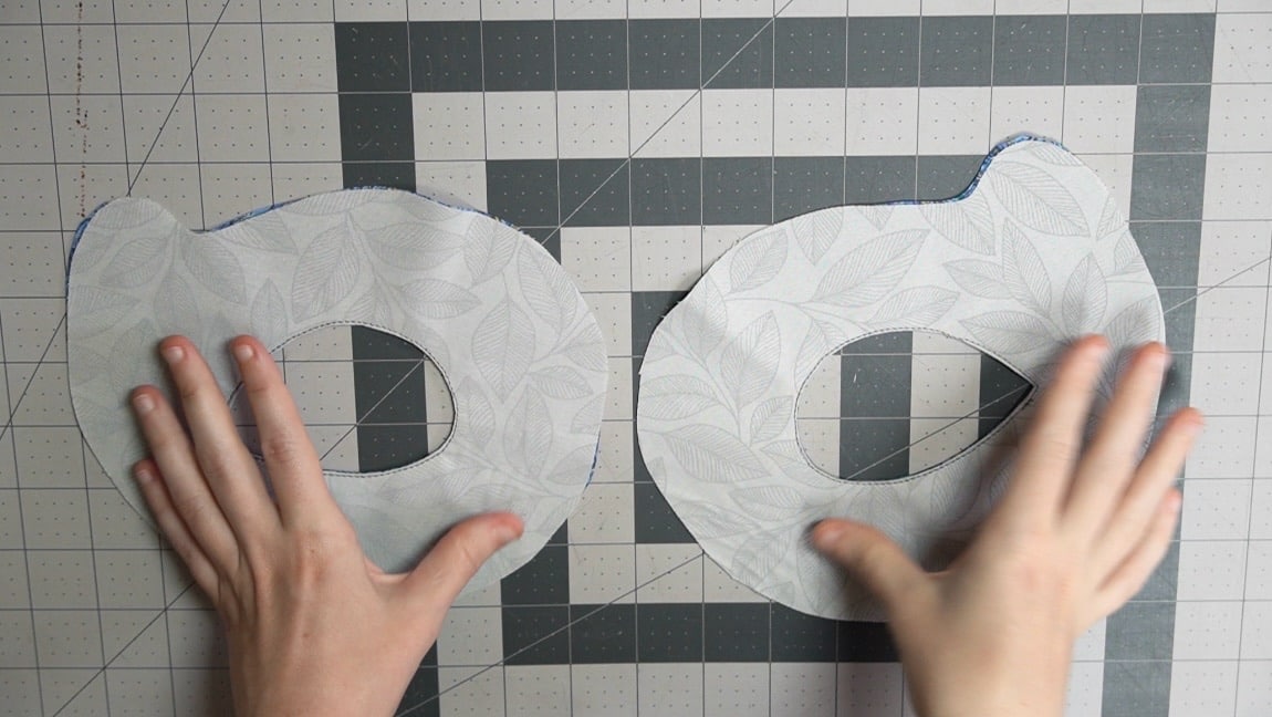 press and topstitch the center hole
