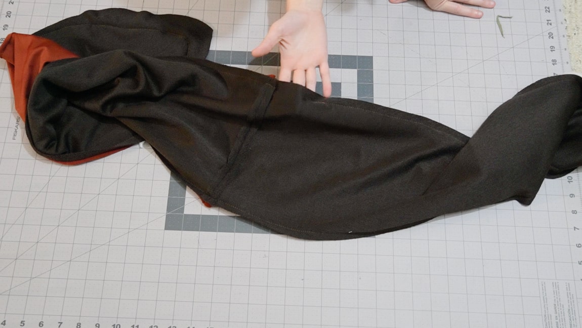 sew lining to fox side