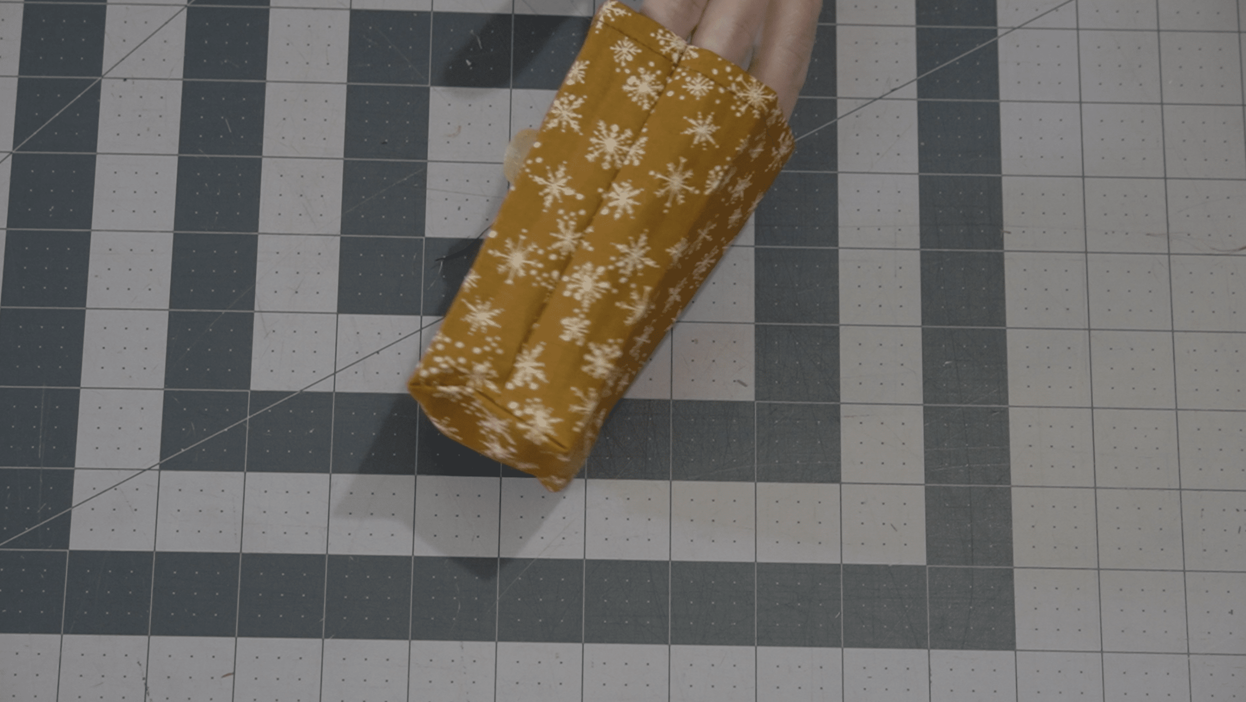 the pouch with creased sides