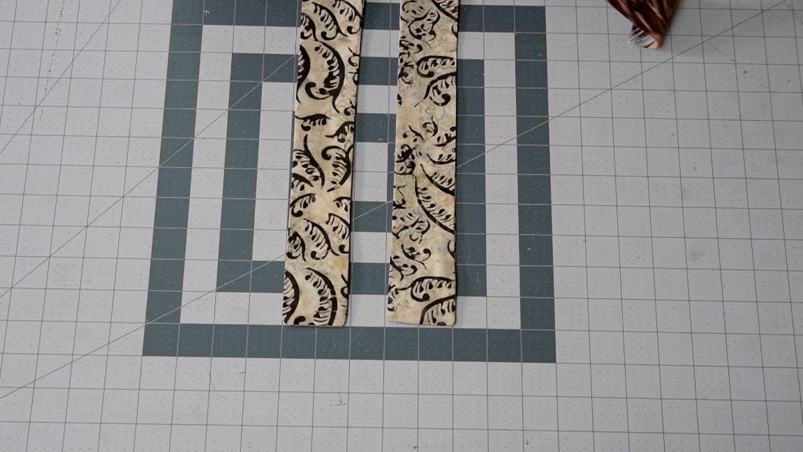 turn the straps to the right side