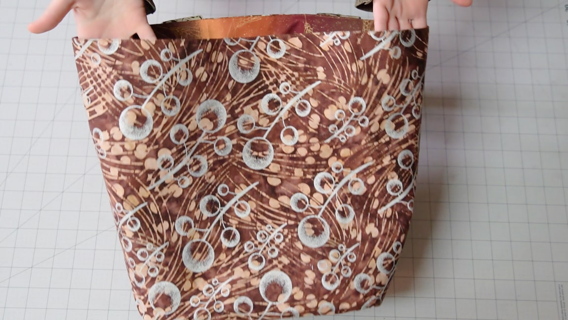 top stitch upper edge of bag