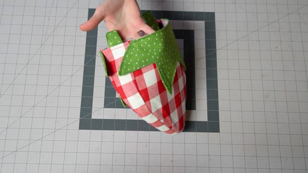 sew tabs to sides of the purse