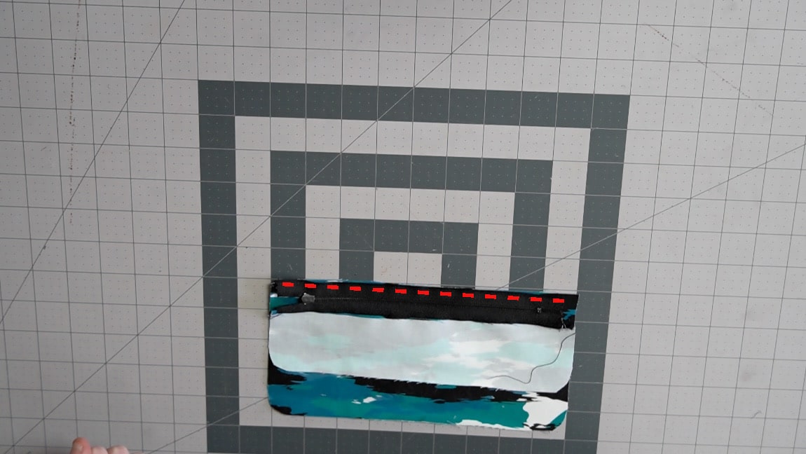 sew zipper to bottom back