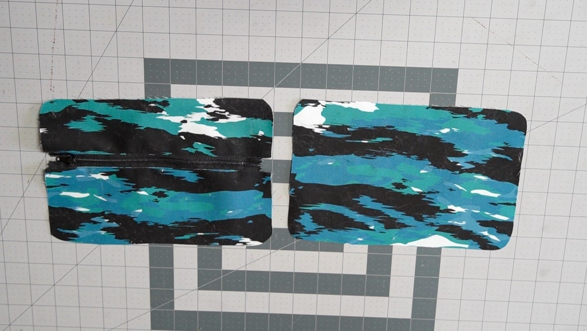 baste back with zipper to back bag