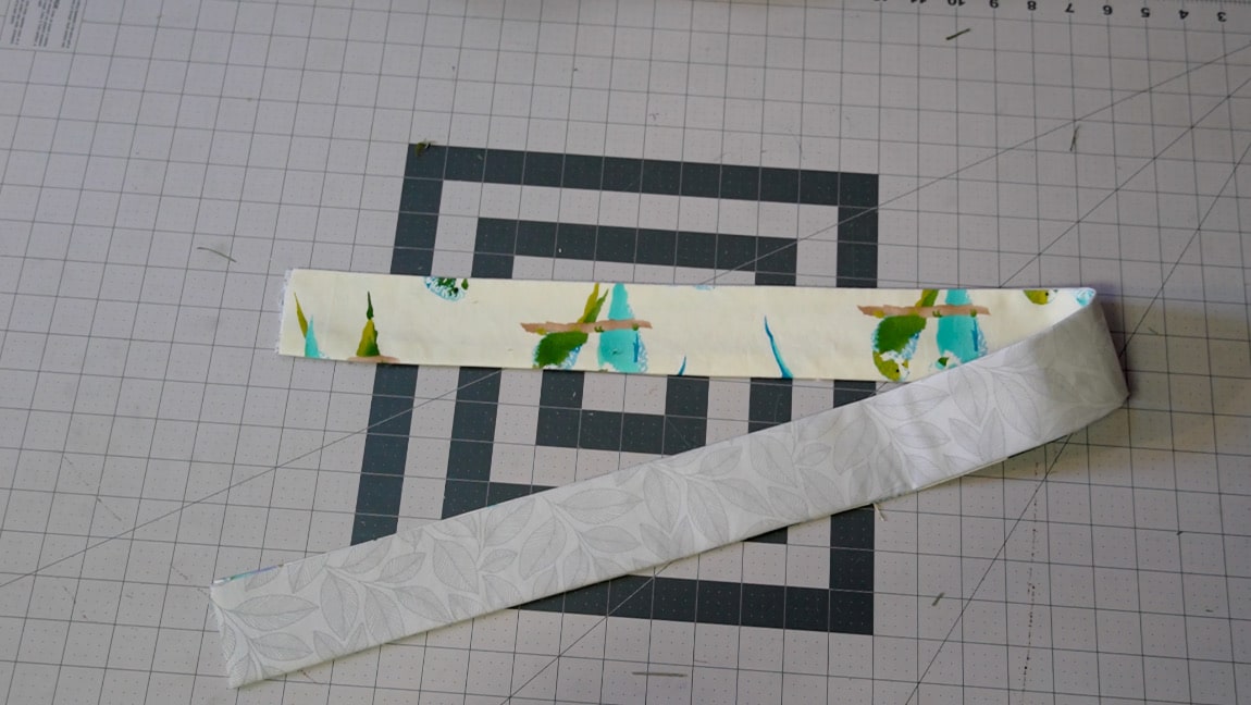 turn strap to right side