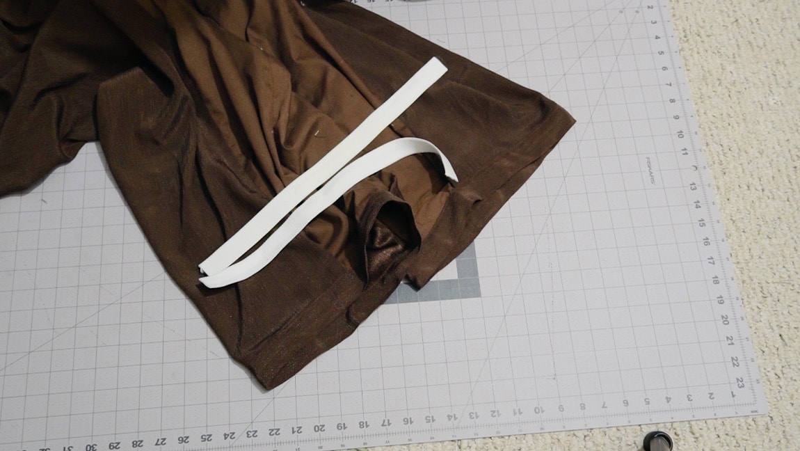 add elastic to the cuffs