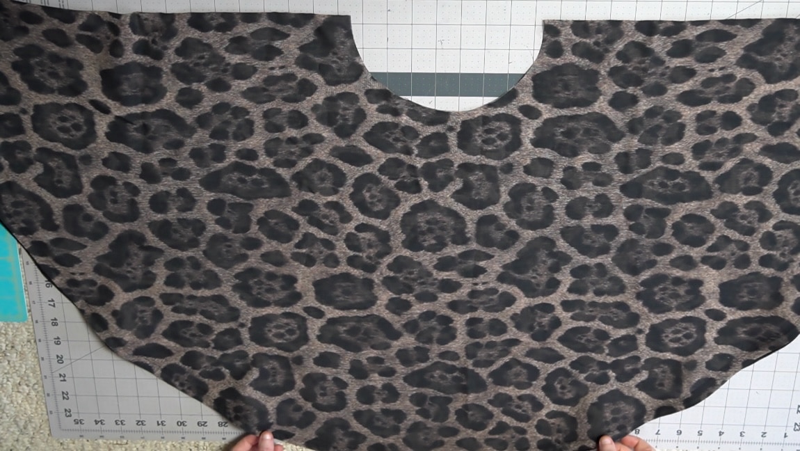 cut out circle shirt pattern