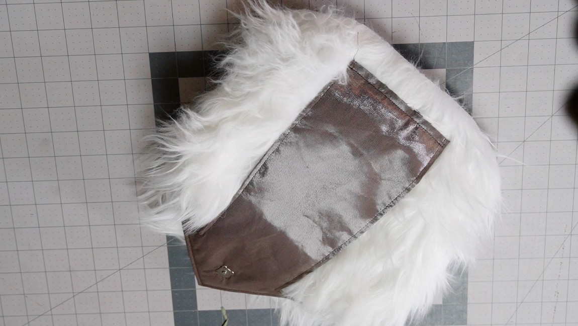 sew arrow to back of bag