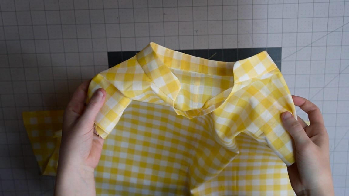 turn collar facing to inside