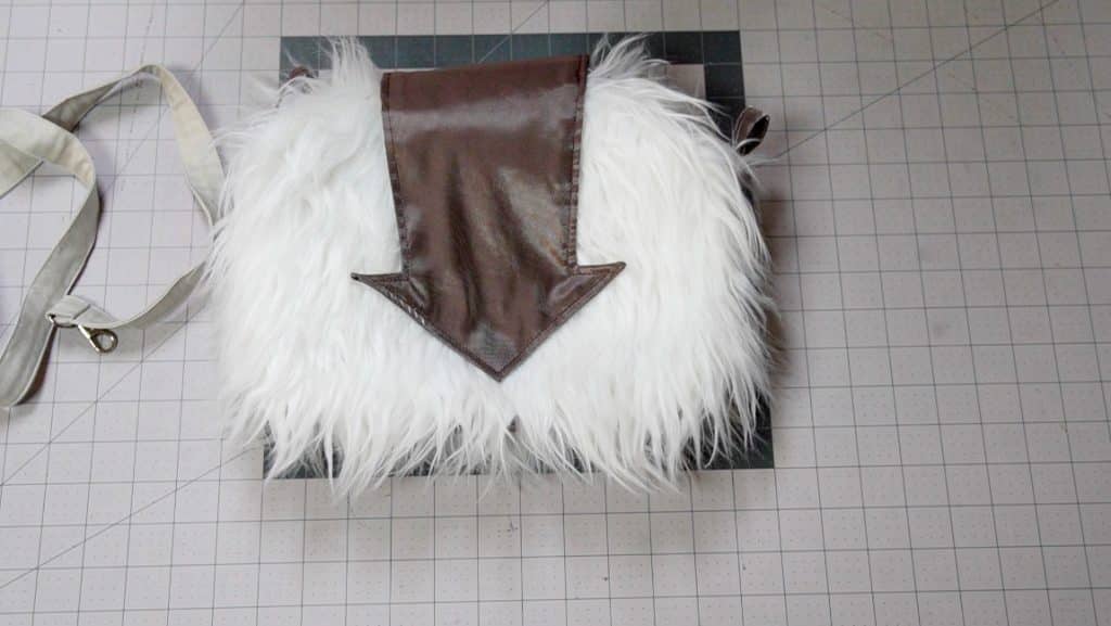 add strap to bag