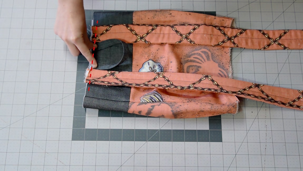 baste handle and straps to top of bag