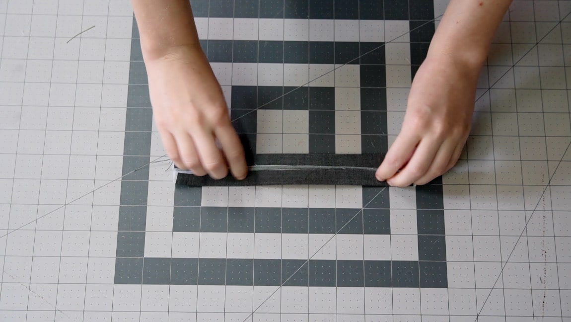 fold the handle in quarters